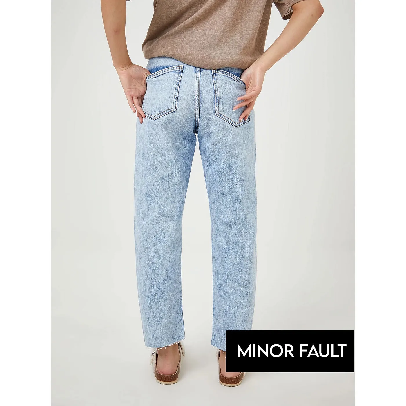 Minor Fault Light Blue Cropped Jeans